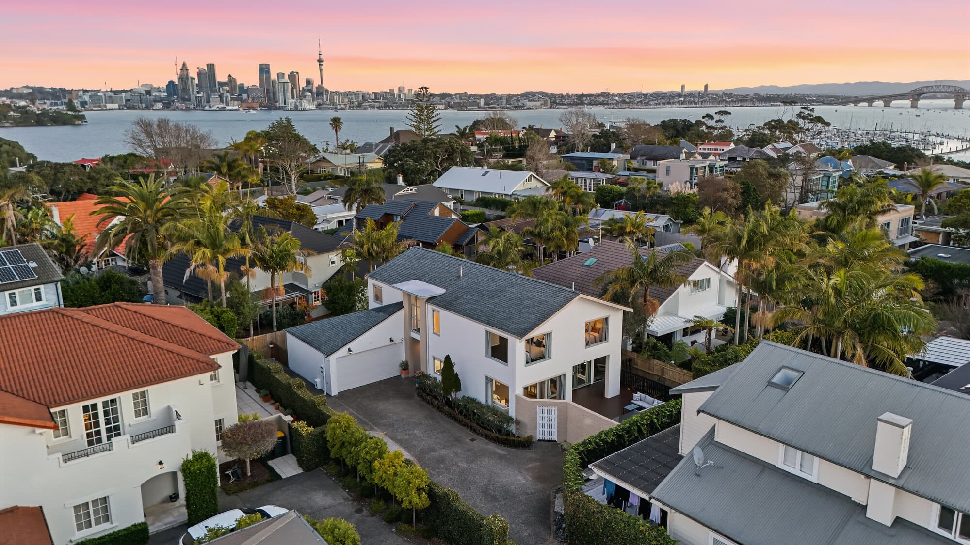 13A Bayswater Ave